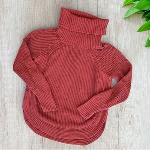 Cupid Pink/Coral/Salmon Knit Turtleneck Scooped Hem Sweater Women’s